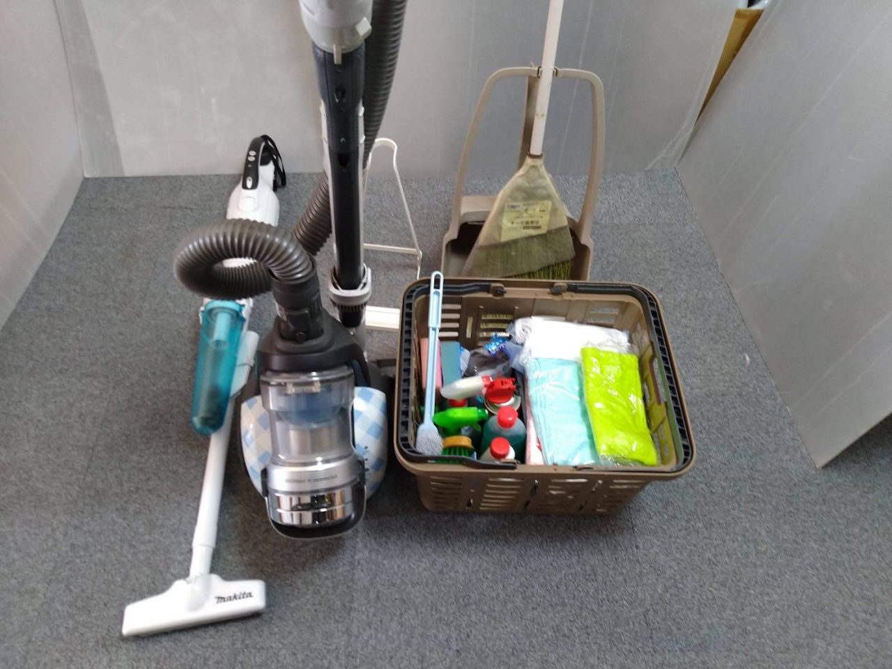 遺品整理で必要な各種掃除セット 遺品整理で必要な各種掃除セット
